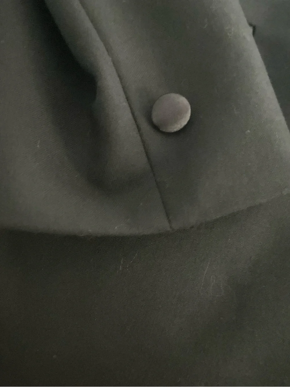 Gingiss Tuxedo Men’s Large - Adjustable.  Vintage and only worn twice.